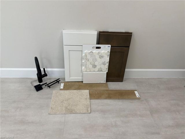 7597 Paradise Tree DR, North Fort Myers, FL 33917