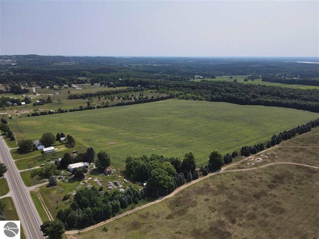 Image 3 of property listing at 4530 E Traverse Highway, Traverse City, MI 49684