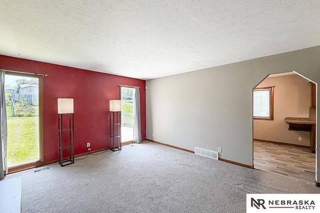 14117 Virginia Street, La Vista, NE 68138