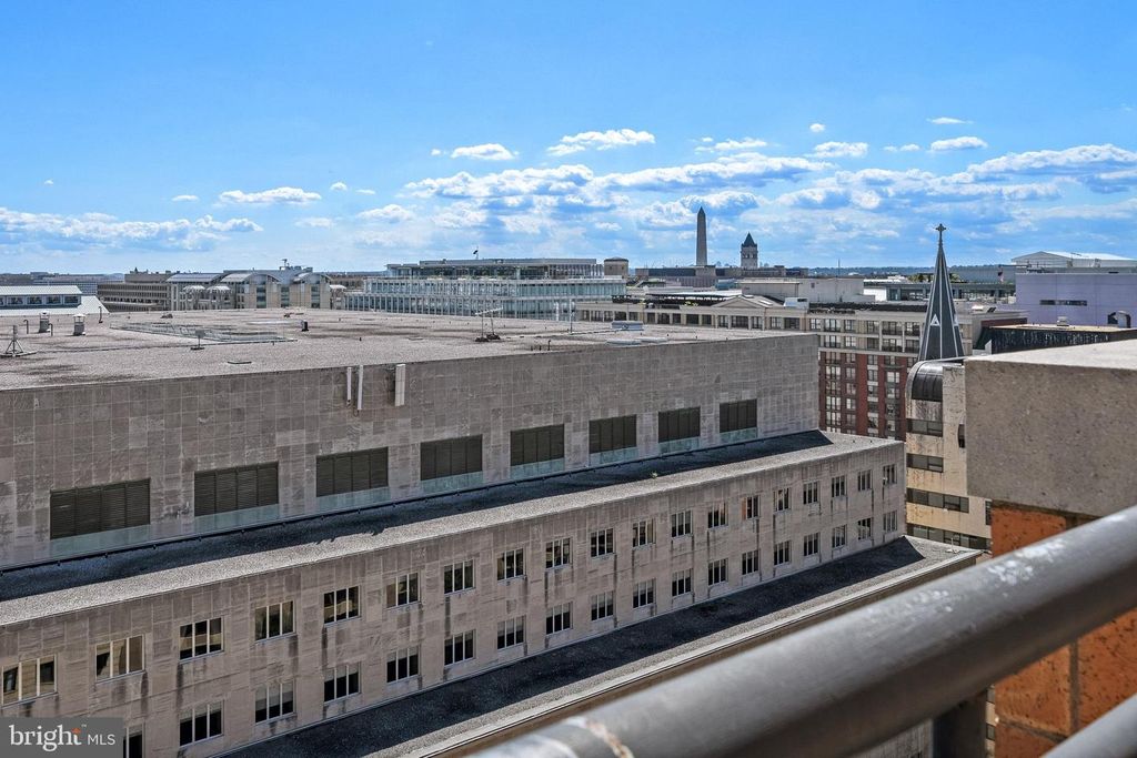 Image 40 of property listing at 400 MASSACHUSETTS AVE NW #421, Washington, DC 20001