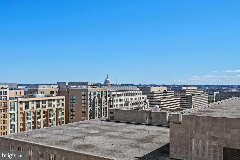 Image 41 of property listing at 400 MASSACHUSETTS AVE NW #421, Washington, DC 20001