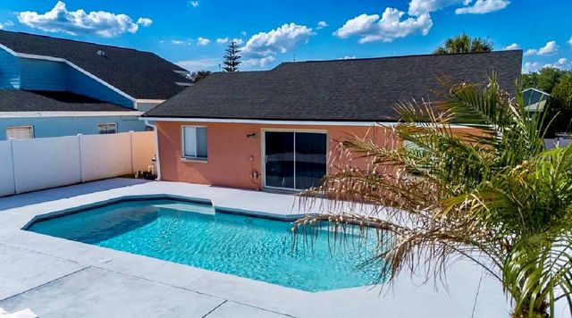252 HIDDEN SPRINGS CIRCLE, Kissimmee, FL 34743