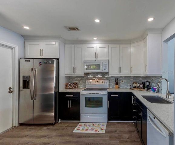 252 HIDDEN SPRINGS CIRCLE, Kissimmee, FL 34743
