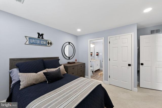 1108 DICKENS DR, West Chester, PA 19380