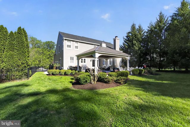 1108 DICKENS DR, West Chester, PA 19380