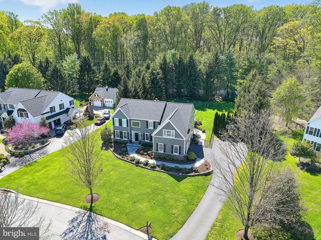1108 DICKENS DR, West Chester, PA 19380
