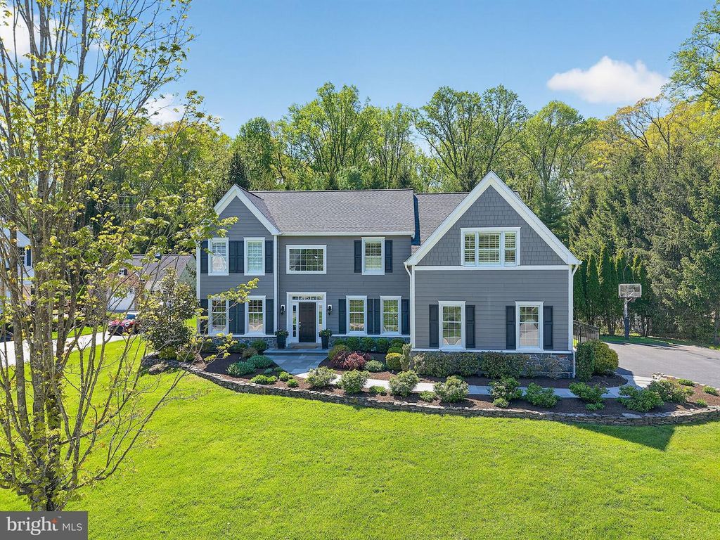 1108 DICKENS DR, West Chester, PA 19380