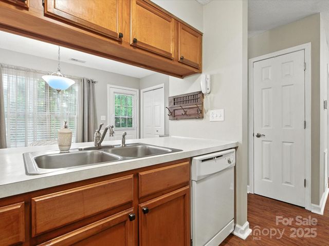 2774 Dogwood Hills Court, Fort Mill, SC 29715