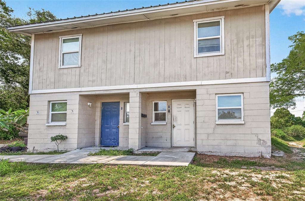 Image 12 of property listing at 3602 N 54TH STREET, Tampa, FL 33619