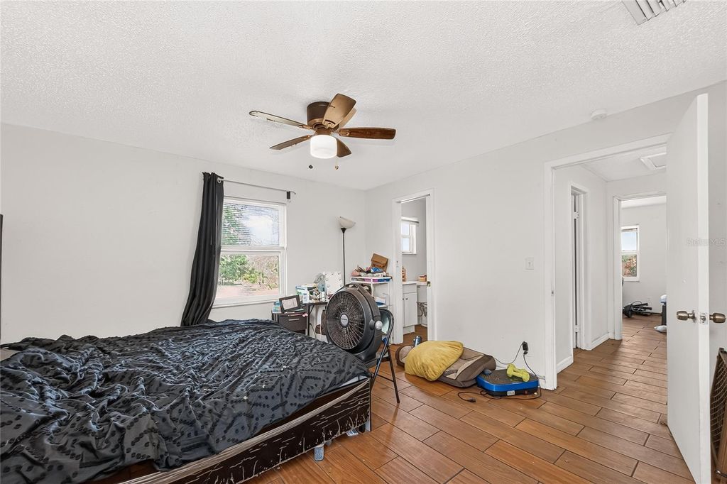 Image 32 of property listing at 3602 N 54TH STREET, Tampa, FL 33619