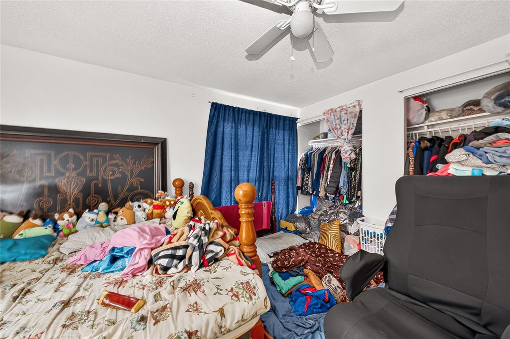 Image 37 of property listing at 3602 N 54TH STREET, Tampa, FL 33619