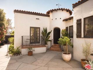 830 N Gardner Street Street 1/2, Los Angeles, CA 90036