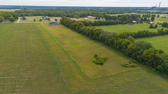 2291 South Farm Road 107, Springfield, MO 65802