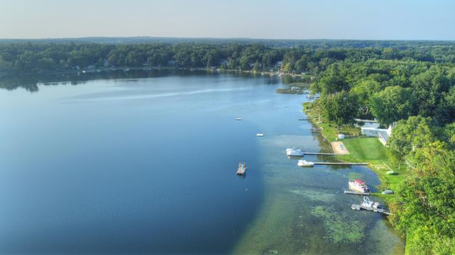 13085 E Englewright Drive, Sand Lake, MI 49343