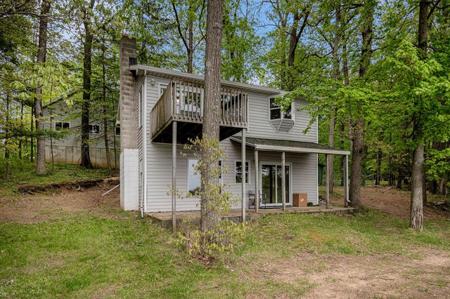13085 E Englewright Drive, Sand Lake, MI 49343