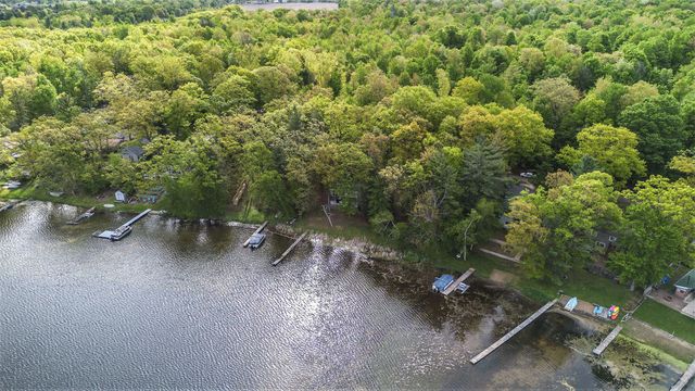 13085 E Englewright Drive, Sand Lake, MI 49343