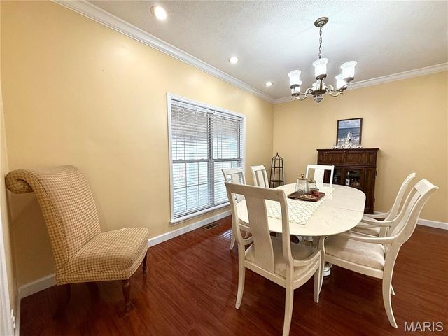 1003 Red Arrow, Sikeston, MO 63801