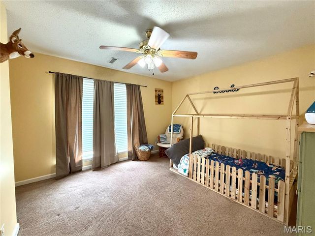 1003 Red Arrow, Sikeston, MO 63801