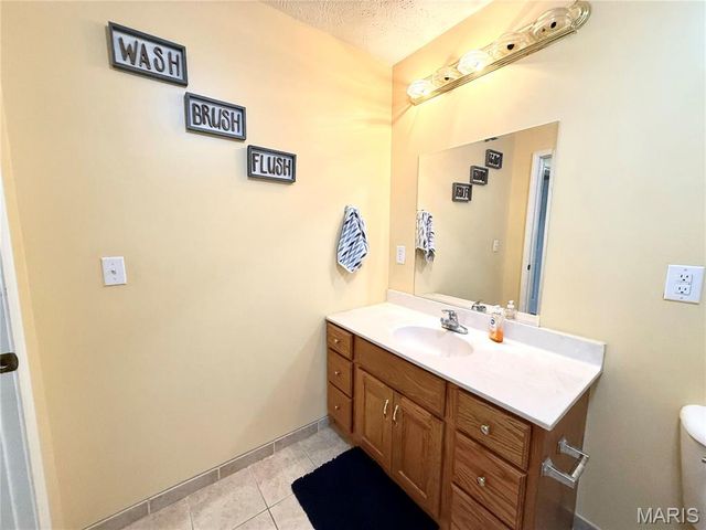 1003 Red Arrow, Sikeston, MO 63801