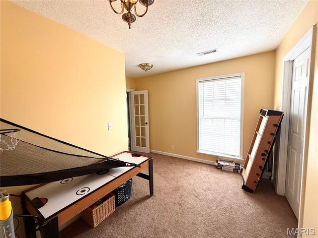 1003 Red Arrow, Sikeston, MO 63801