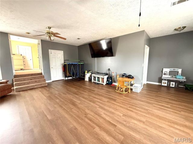 1003 Red Arrow, Sikeston, MO 63801