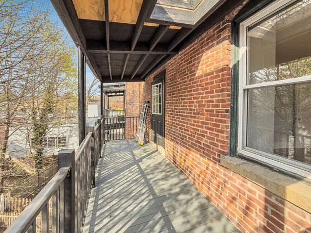593 Centre Street 3, Boston, MA 02130