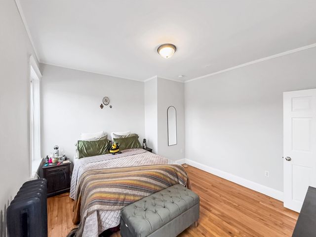 593 Centre Street 3, Boston, MA 02130