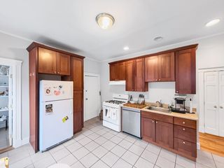 593 Centre Street 3, Boston, MA 02130