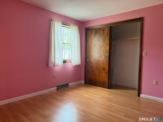 56 Wedgewood Drive, Naugatuck, CT 06770