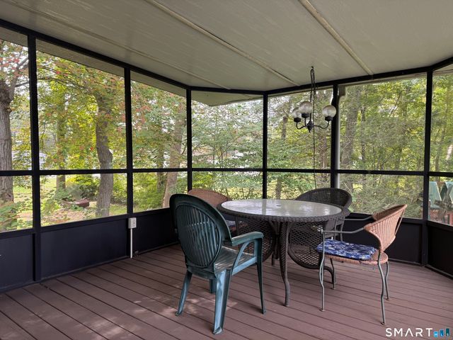 56 Wedgewood Drive, Naugatuck, CT 06770