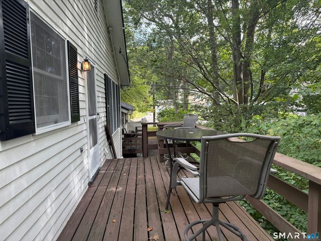 56 Wedgewood Drive, Naugatuck, CT 06770