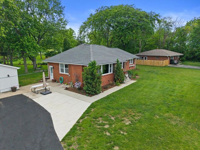 3820 Meachem ROAD, Mount Pleasant, WI 53403