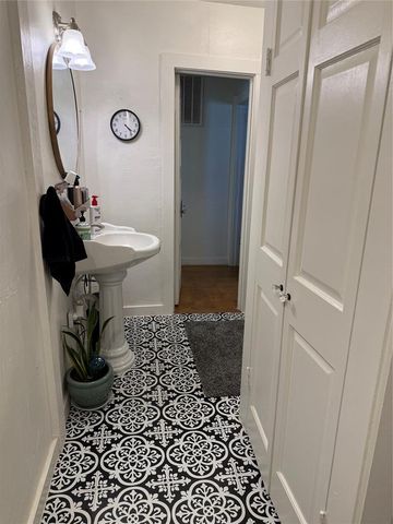 507 S 6th St., Noble, OK 73068