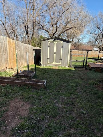 507 S 6th St., Noble, OK 73068