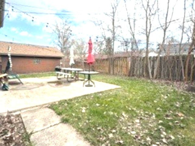 14241 Mackinaw Avenue, Burnham, IL 60633
