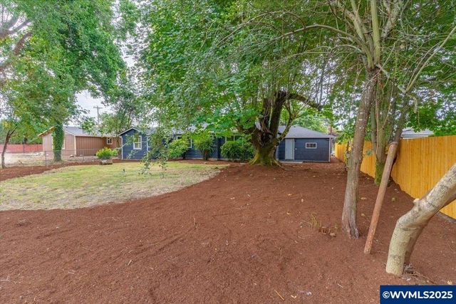 4277 Auburn Rd NE, Salem, OR 97301