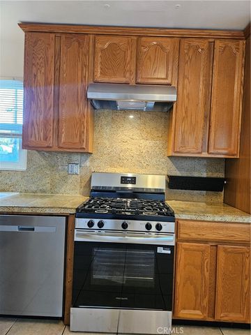 18237 Valley Vista Boulevard, Tarzana, CA 91356