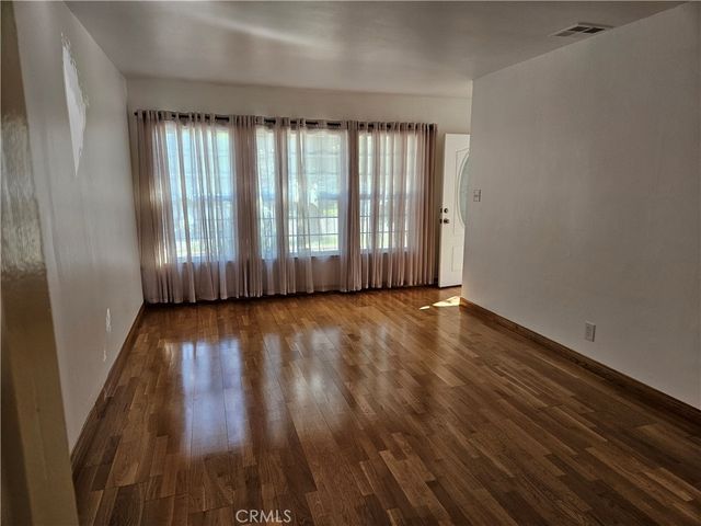 18237 Valley Vista Boulevard, Tarzana, CA 91356