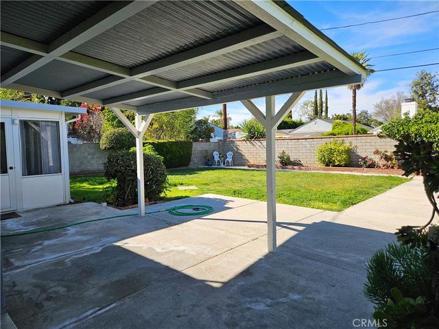 18237 Valley Vista Boulevard, Tarzana, CA 91356