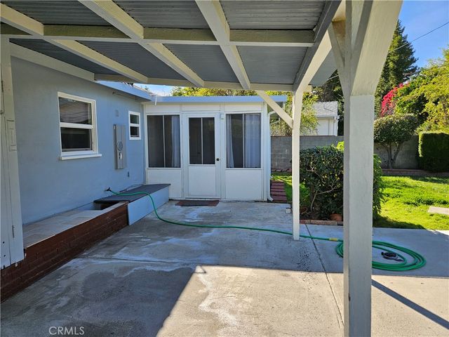 18237 Valley Vista Boulevard, Tarzana, CA 91356