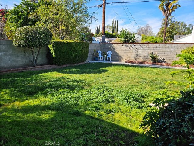 18237 Valley Vista Boulevard, Tarzana, CA 91356