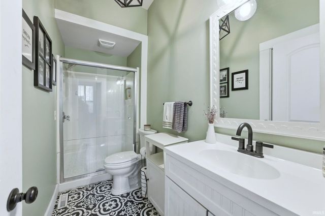 824 W Washington Boulevard, Fort Wayne, IN 46802