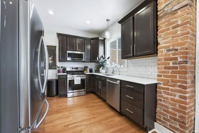 824 W Washington Boulevard, Fort Wayne, IN 46802