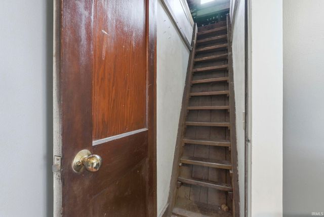 824 W Washington Boulevard, Fort Wayne, IN 46802