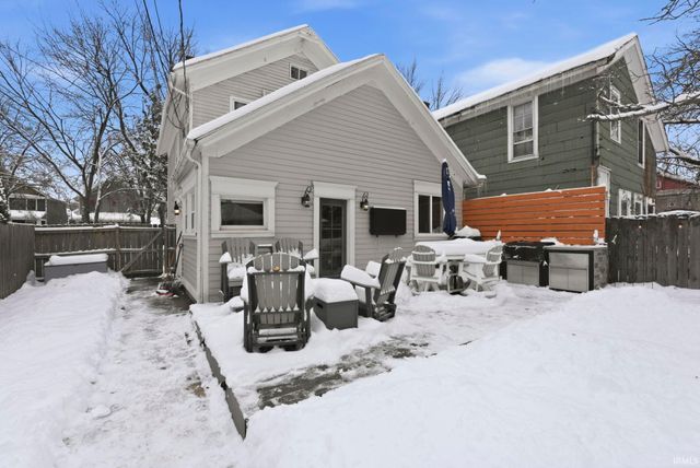 824 W Washington Boulevard, Fort Wayne, IN 46802