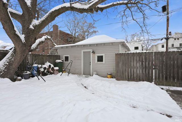 824 W Washington Boulevard, Fort Wayne, IN 46802