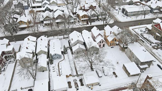 824 W Washington Boulevard, Fort Wayne, IN 46802