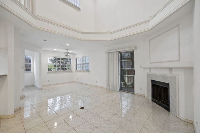 3033 San Jacinto Street 328, Dallas, TX 75204