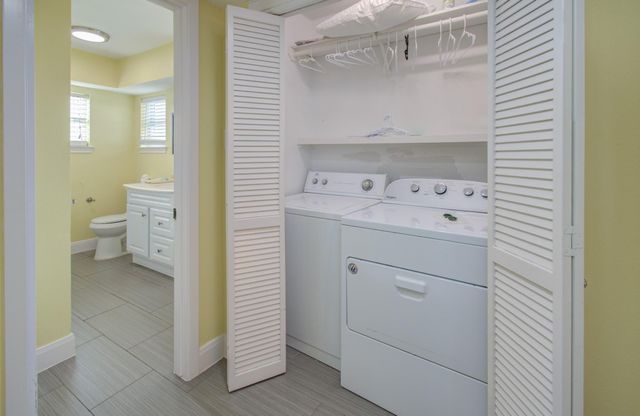 21225 Gulf Dr, Galveston, TX 77554