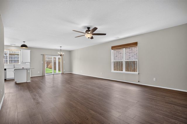 2143 Mossbrook Drive, Royse City, TX 75189